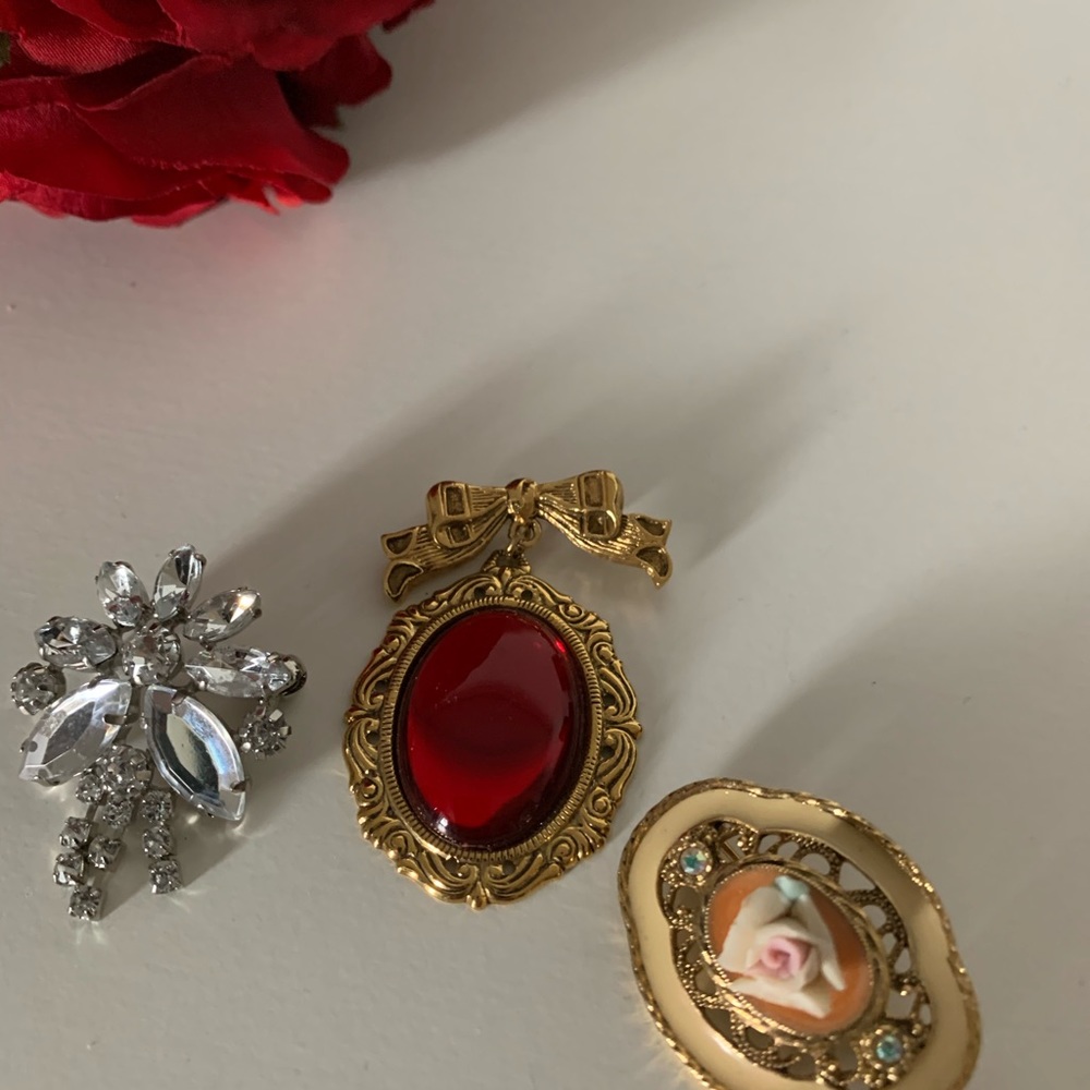 Brooch set of 3 - Picture 1 of 7